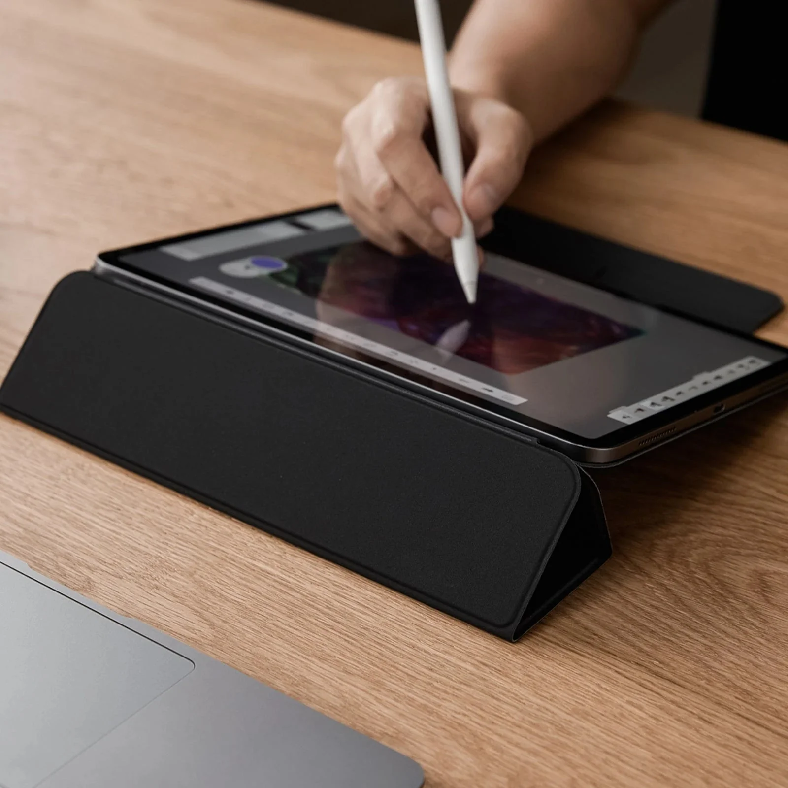 iPad Pro 12.9" (2022/2021/2020) Rebound Magnetic Case - Durable Black - Image 2